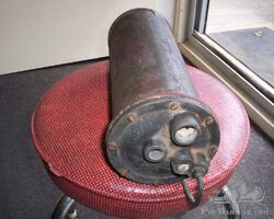 Stewart Warner fueltank & parts for a Variety of makes