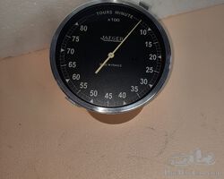The Jaeger rev counter 8000 rpm
