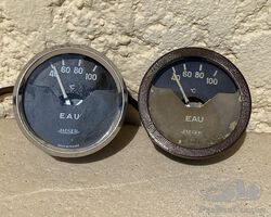 2 water temperature gauges (jaeger)