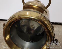 Phare autogenerateur Powell et Hamner
