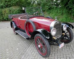 Hudson Super Six - 7 Seater Open Tourer