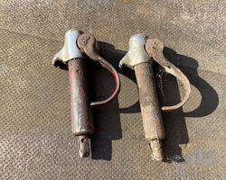 2 bonnet catches for ALFA ROMEO 6C / 8C