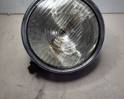 1 phare bosch 150€