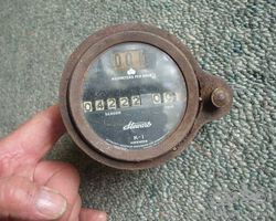 Stewart Warner gauges for a Variety of makes