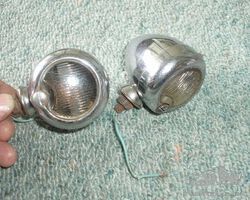 Unidentified side-lamps for a Unidentified carmake