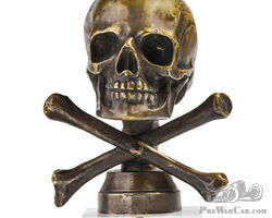 Emile Bregeon Doctors Speciality Mascot | Les Grandes Marques du Monde à Paris | 3 February 2022 |Bonhams