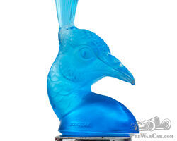 Tête De Paon Blue By René Lalique(1860-1945) | Les Grandes Marques du Monde à Paris | 3 February 2022 |Bonhams
