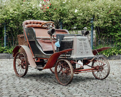 1901 Renault Type D 4.5CV Single-Cylinder Voiturette | Les Grandes Marques du Monde à Paris | 3 February 2022 |Bonhams