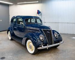 1937 Ford Tudor | Sonicbidder.com auctions