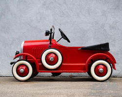 A Cadillac American National Child's Pedal Car, American, C.1925 | The Audrain Concours Auction 2022 | Bonhams | Sept 30, 2022
