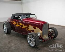 1932 Ford Roadster | Christmas around the world auction 2022 | Sonicbidder.com