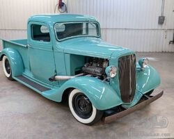 1936 Chevrolet  | Christmas around the world auction 2022 | Sonicbidder.com