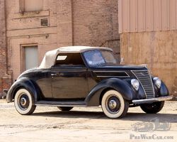 1937 Ford V8 Deluxe Cabriolet | Estate of Mark Smith Auction | Gooding & Company | April 7, 2023