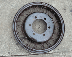 unknown wheels / tyres ( & parts) for US cars