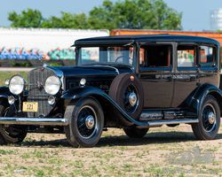 1930 Cadillac Series 452 V-16 Seven-Passenger Sedan | Pebble Beach Auctions | Gooding & Company