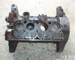 Morris engine-s (and parts) for Morris