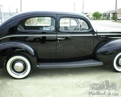 Ford V8 Flathead DELUXE 2 DOOR 1940 SOLD