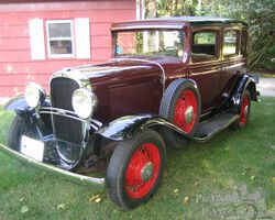 Oldsmobile Deluxe Patrician Sedan 1931