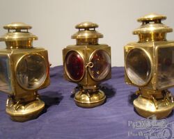Edmunds & Jones corp. side-lamps for A Unidentified Manufacturer