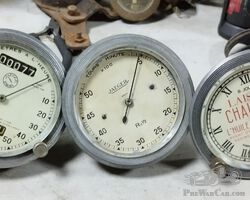 Instruments de bords Jaeger compteur compte tours horloge
