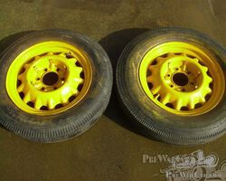 Chevrolet wheels / tyres ( & parts) for Chevrolet