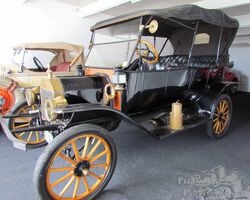 Ford Model T touring 1913