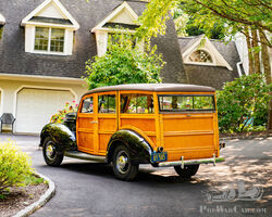 1939 Ford DeLuxe Station Wagon | RM Sotheby's | Hershey
