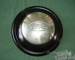 Ford hubcaps / hubs for Ford