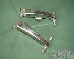 Unidentified windows (& parts) for British cars
