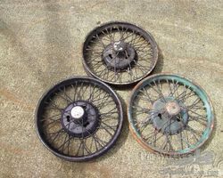 Austin wheels / tyres ( & parts) for Austin