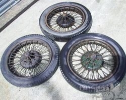 Morris wheels / tyres ( & parts) for Morris