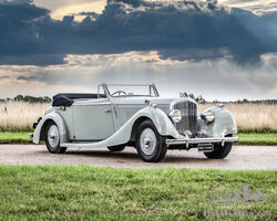 1939 Bentley 4¼-Litre Convertible by Vanvooren | RM Sotheby's | Paris