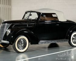 1937 Ford Convertible Cabriolet | The Academy of Art University Collection | 15 February 2025