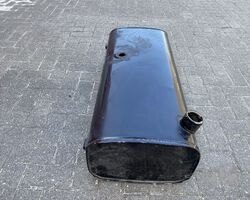 Packard eight fuel tank