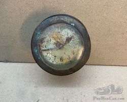 Veteran daschbord clock