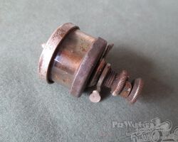Unidentified oiler for Various