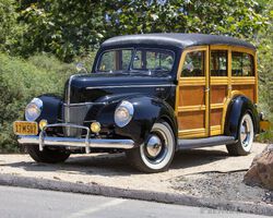 1940 Ford De Luxe “Woodie” Station Wagon | Broad Arrow Auctions | Monterey Jet Center | 13-14 August 2025