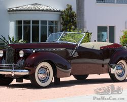 1940 Packard Custom Super Eight One-Eighty 1806 Darrin Convertible Victoria | Broad Arrow Auctions | Monterey Jet Center | 13-14 August 2025