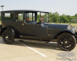 Locomobile 48 Town Car 1924