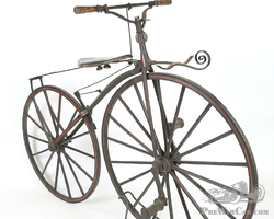 Michaux velocipede with black lacquer and red stripes | Carrère & Laborie | Sale on December 4, 2025