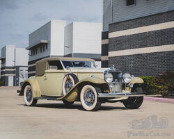 1933 Stutz DV-32 Convertible Victoria by Rollston | RM Sotheby's | The Monterey Auction