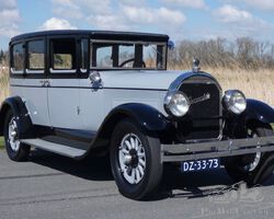 Locomobile 8-80 Sedan 1927