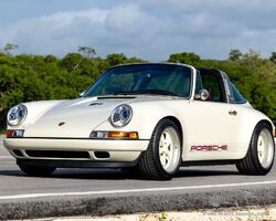 1990 Porsche 911 Targa Reimagined by Singer "Coconut Grove Commission" | The Quail Auction 2026