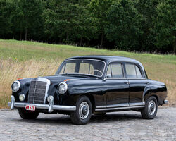 1958 Mercedes-Benz 220 S | RM Sotheby's | The Willy Michiels Collection