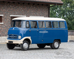 1966 Mercedes-Benz L 406 | RM Sotheby's | The Willy Michiels Collection
