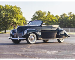 1938 Lincoln-Zephyr Convertible Coupe | RM Sotheby's | The Hershey Auction