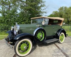 Te koop. Zeer mooie A Ford de Luxe Phaeton, 2 deurs. In top conditie. Rijd super.