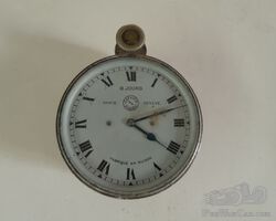 Original JAEGER PARIS–GENÈVE 8-Day Dashboard Clock – Pre-War Bugatti / French Sporting Cars. Price: €295