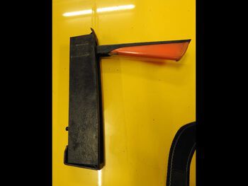 S.E.V. Marchal Semaphore unit removal