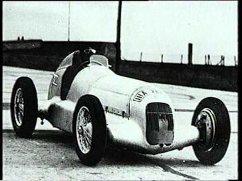 Racing The Silver Arrows 1934 - 1939